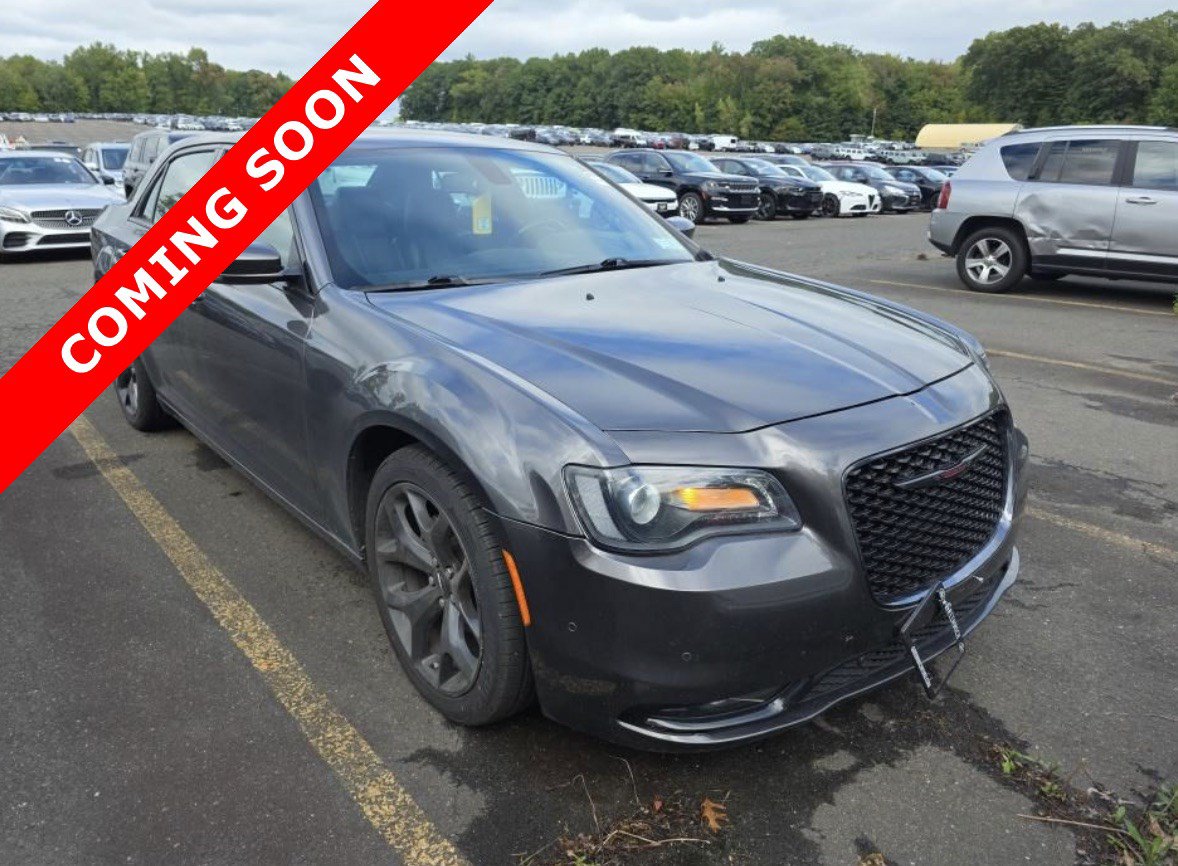 Used 2022 Chrysler 300 S RWD image 3