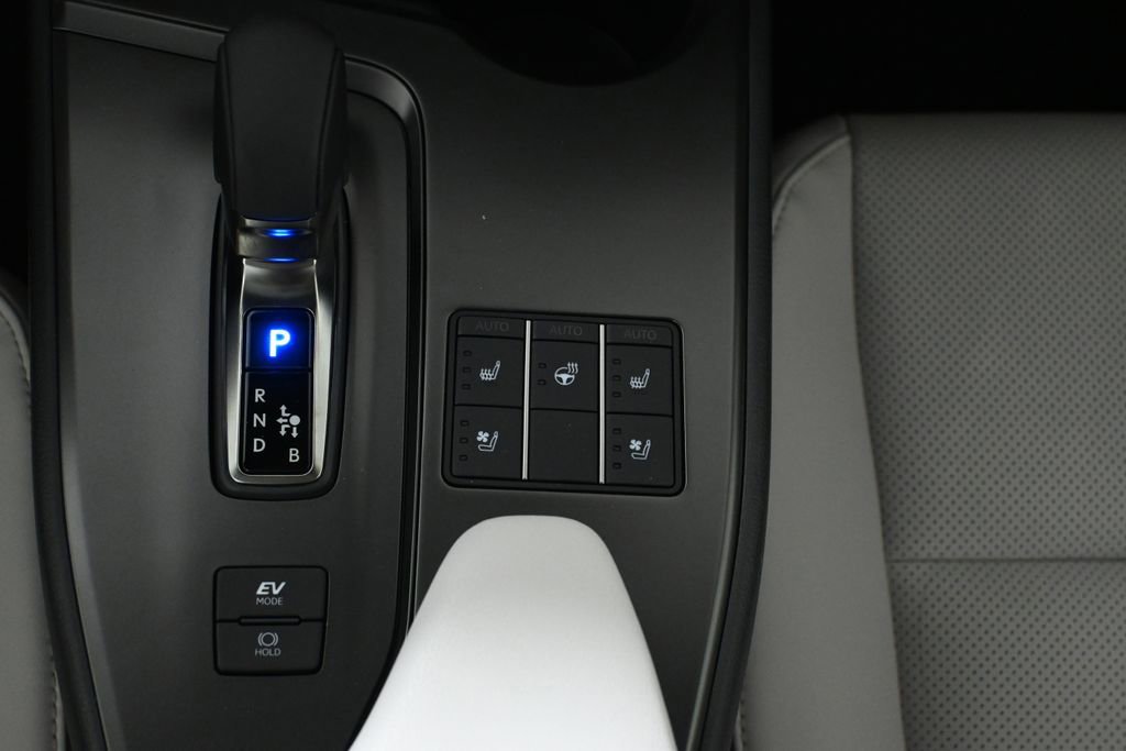 New 2026 Lexus UX 300h AWD w/ Accessory Package (2T) image 25