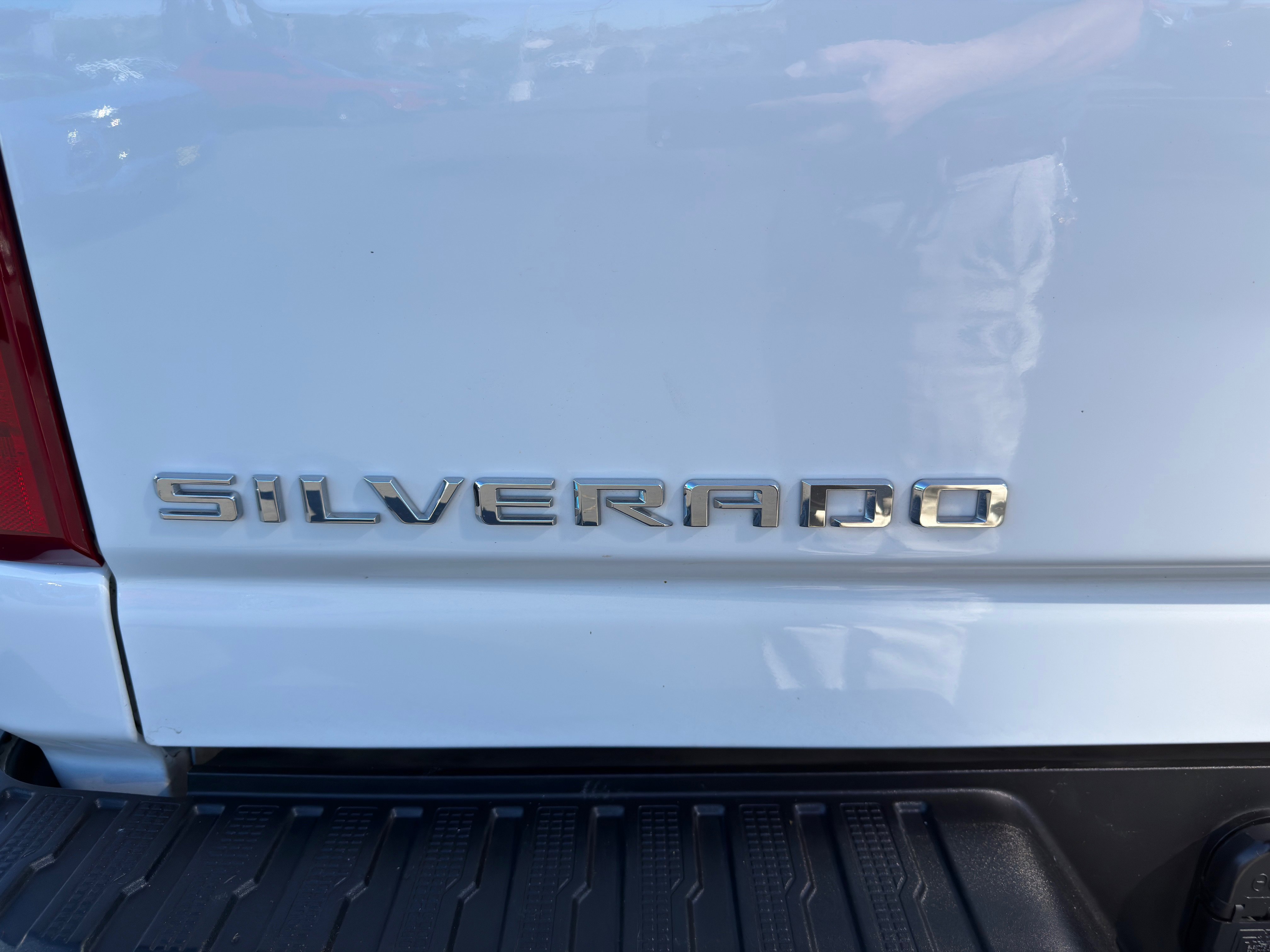 Used 2025 Chevrolet Silverado 2500 LT w/ Convenience Package image 50