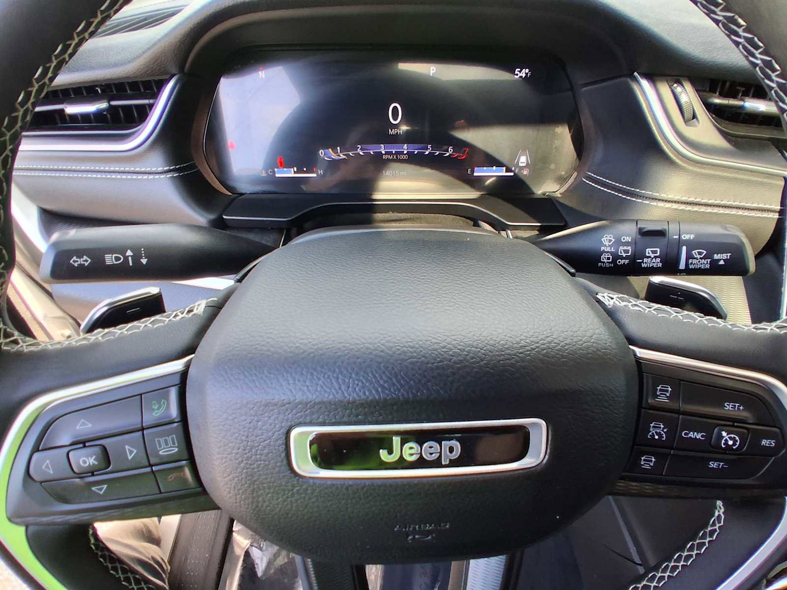 Used 2023 Jeep Grand Cherokee Altitude image 17