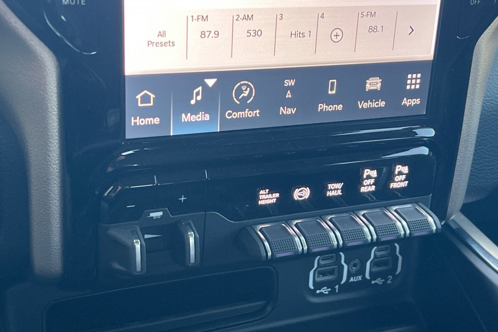 Used 2024 RAM 3500 Laramie w/ Safety Group image 22