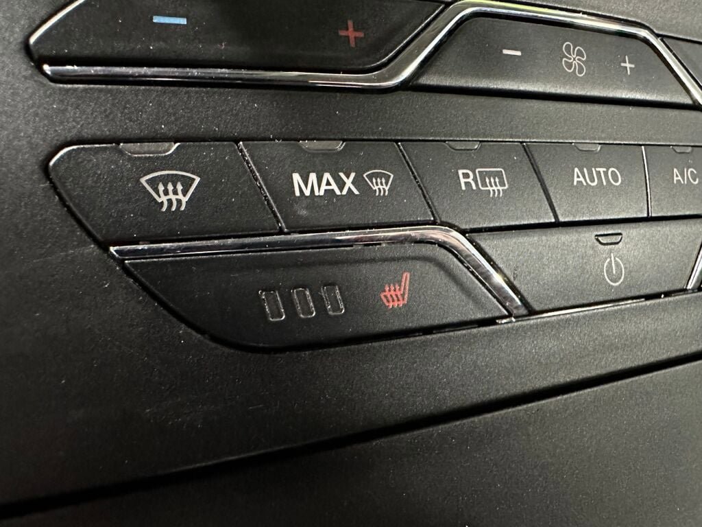 Used 2020 Ford Edge SEL AWD/4WD image 15