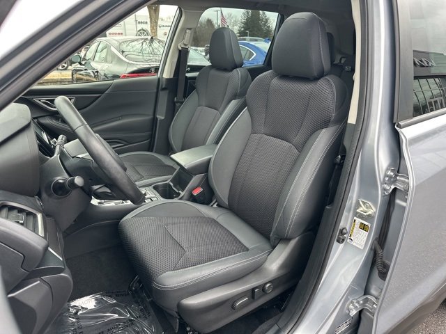 Used 2021 Subaru Forester Premium image 9