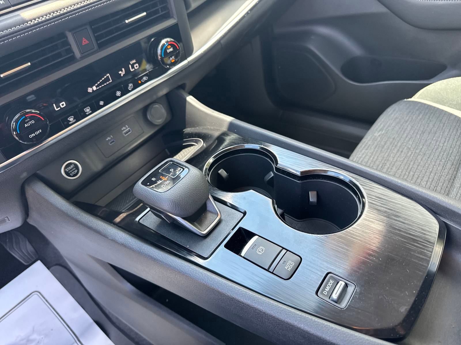 Certified 2023 Nissan Rogue SV image 20