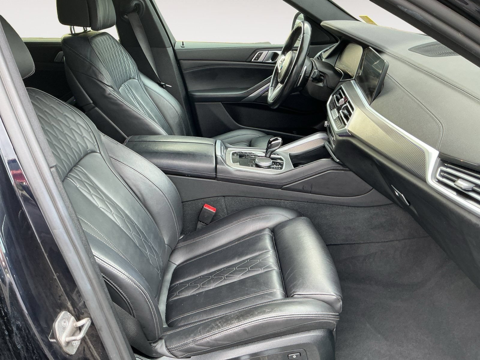 Used 2023 BMW X6 xDrive40i AWD/4WD image 15