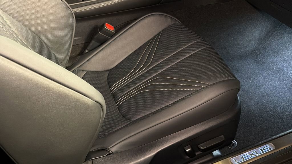 Used 2023 Lexus RC F F w/ Carbon Package image 14