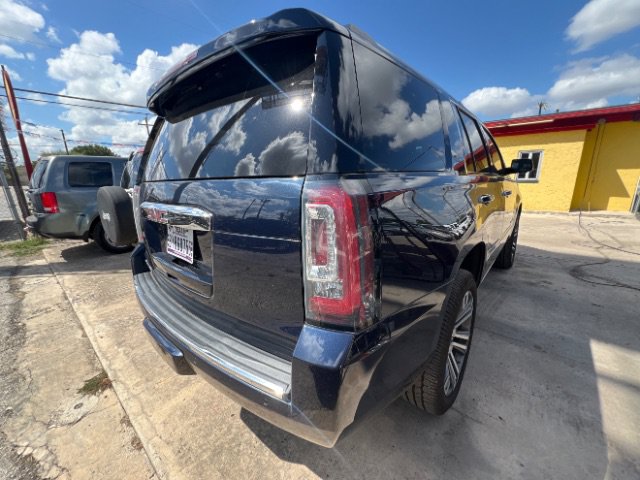 Used 2018 GMC Yukon Denali w/ Denali Ultimate Package RWD image 3