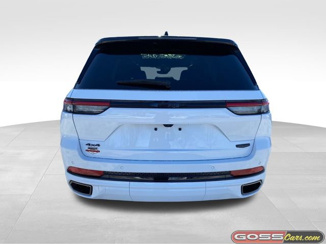 New 2025 Jeep Grand Cherokee Summit w/ Obsidian Package image 4