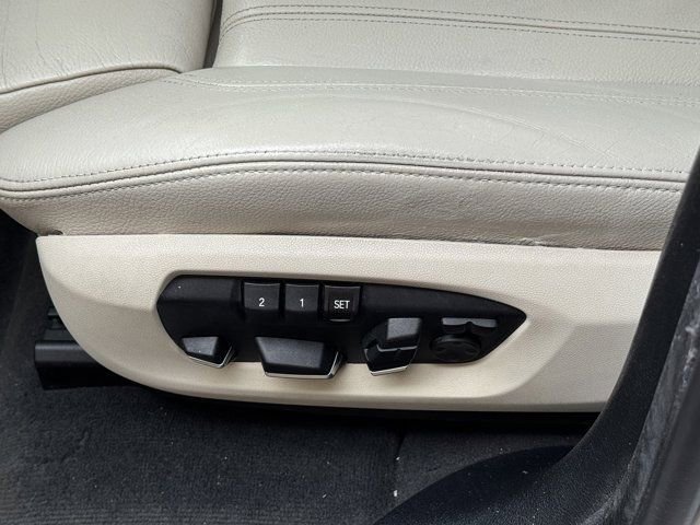 Used 2017 BMW X5 xDrive40e AWD/4WD image 28