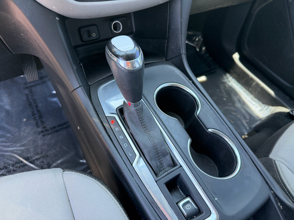 Used 2018 Chevrolet Equinox LT FWD image 20