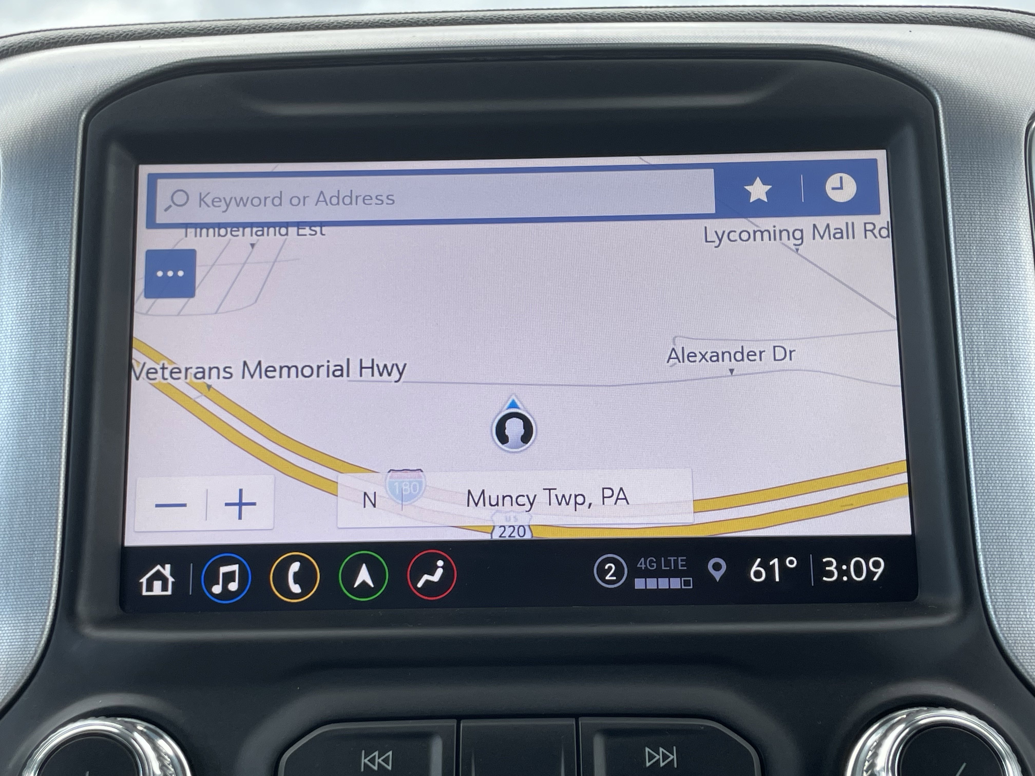 Used 2022 GMC Sierra 1500 SLT w/ SLT Premium Plus Package image 27