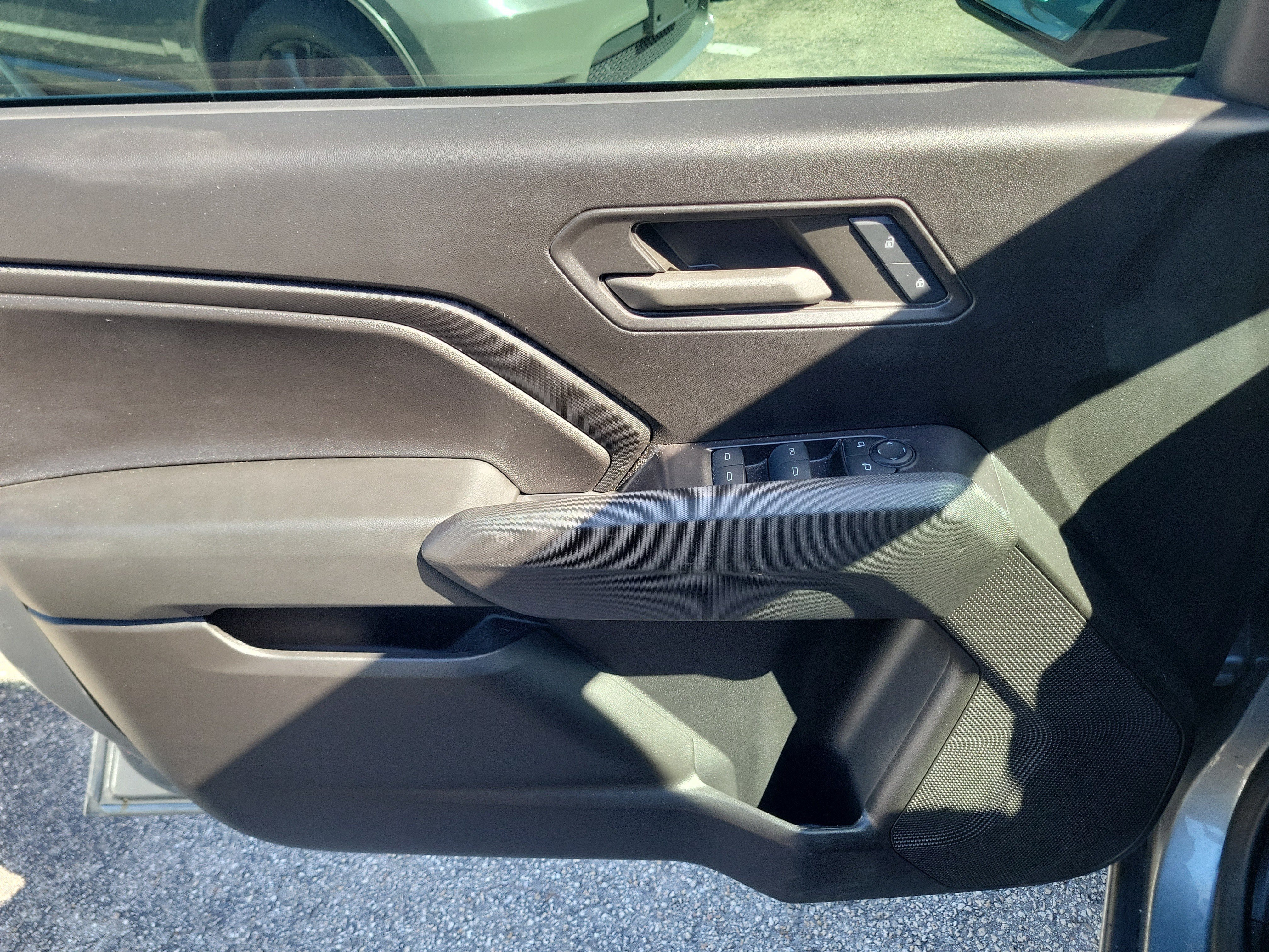 Used 2024 Chevrolet Colorado Trail Boss w/ Technology Package AWD/4WD image 19
