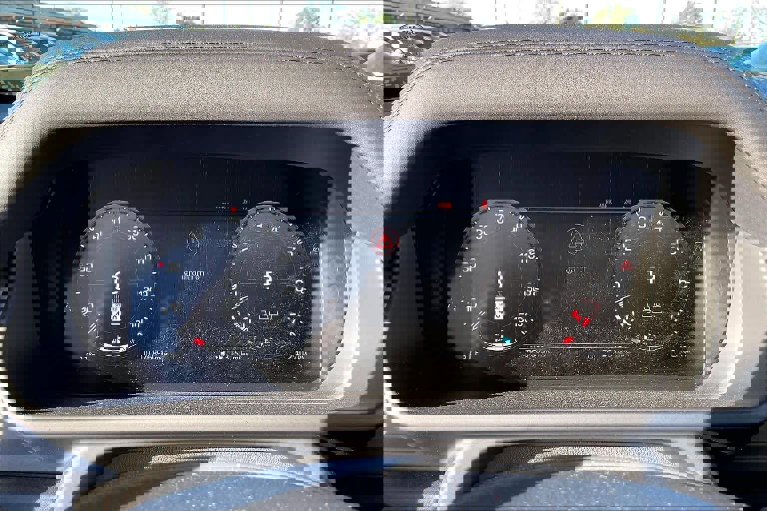 Used 2025 Land Rover Defender 110 S image 21