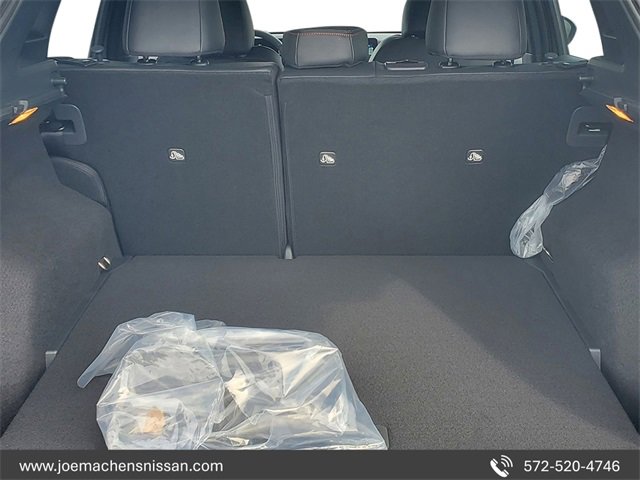 New 2026 Nissan Kicks SR image 26