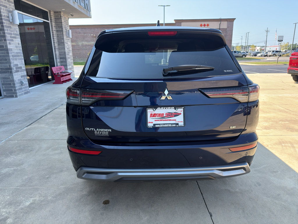 Used 2025 Mitsubishi Outlander SE AWD/4WD image 7