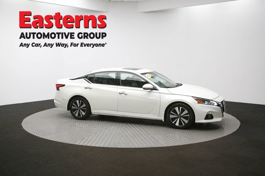 Used 2022 Nissan Altima 2.5 SL FWD image 46