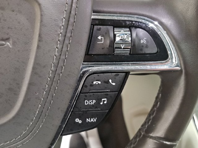 Used 2018 Lincoln Continental Reserve w/ Continental Climate Package AWD/4WD image 29