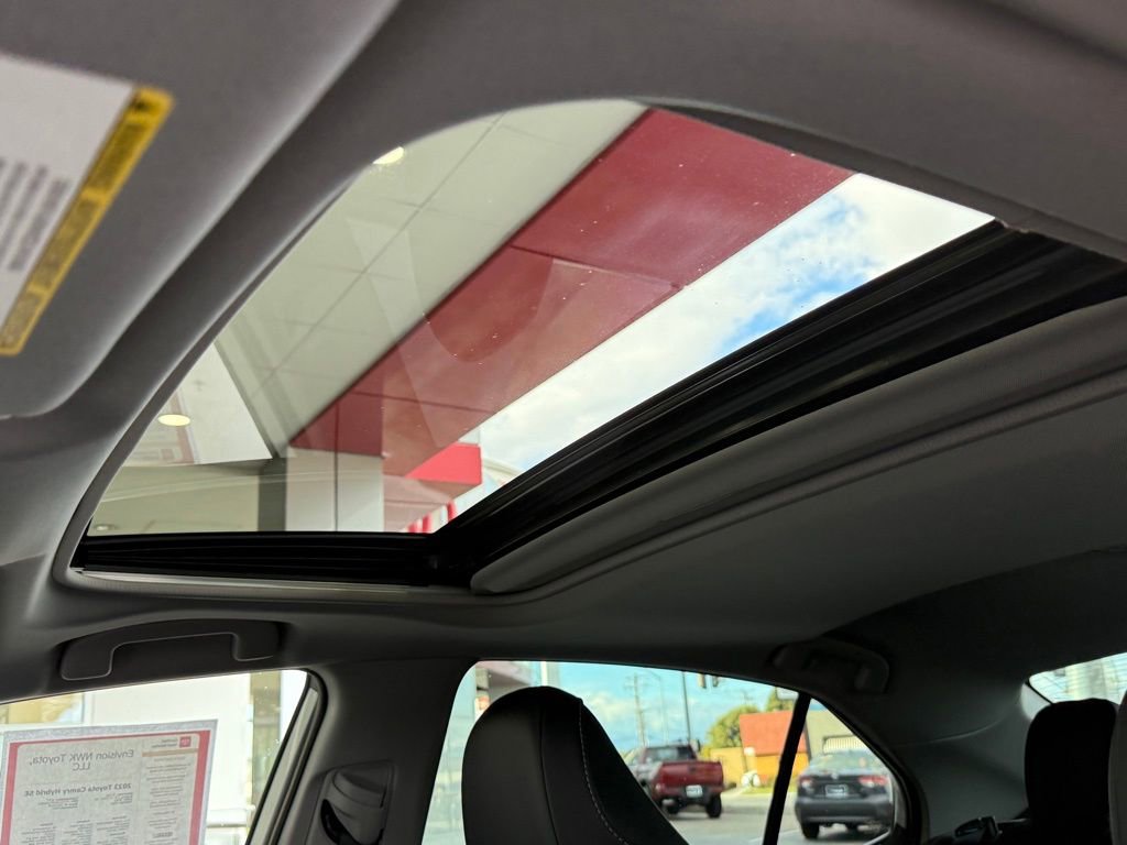 Certified 2023 Toyota Camry SE image 21