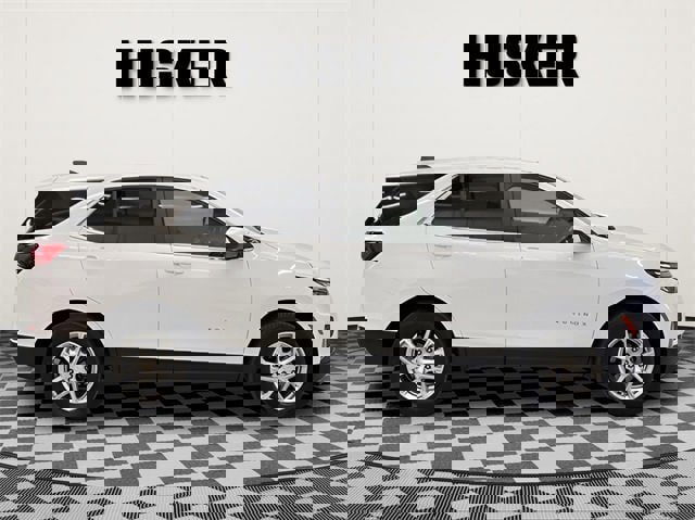 Certified 2024 Chevrolet Equinox LT image 2