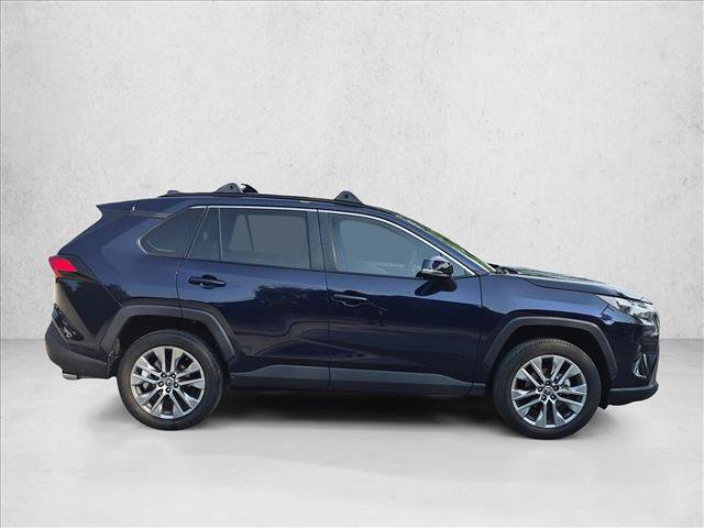 Used 2023 Toyota RAV4 XLE Premium FWD image 4