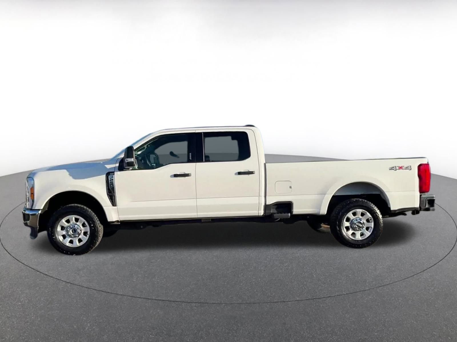 Used 2023 Ford F250 XLT image 8