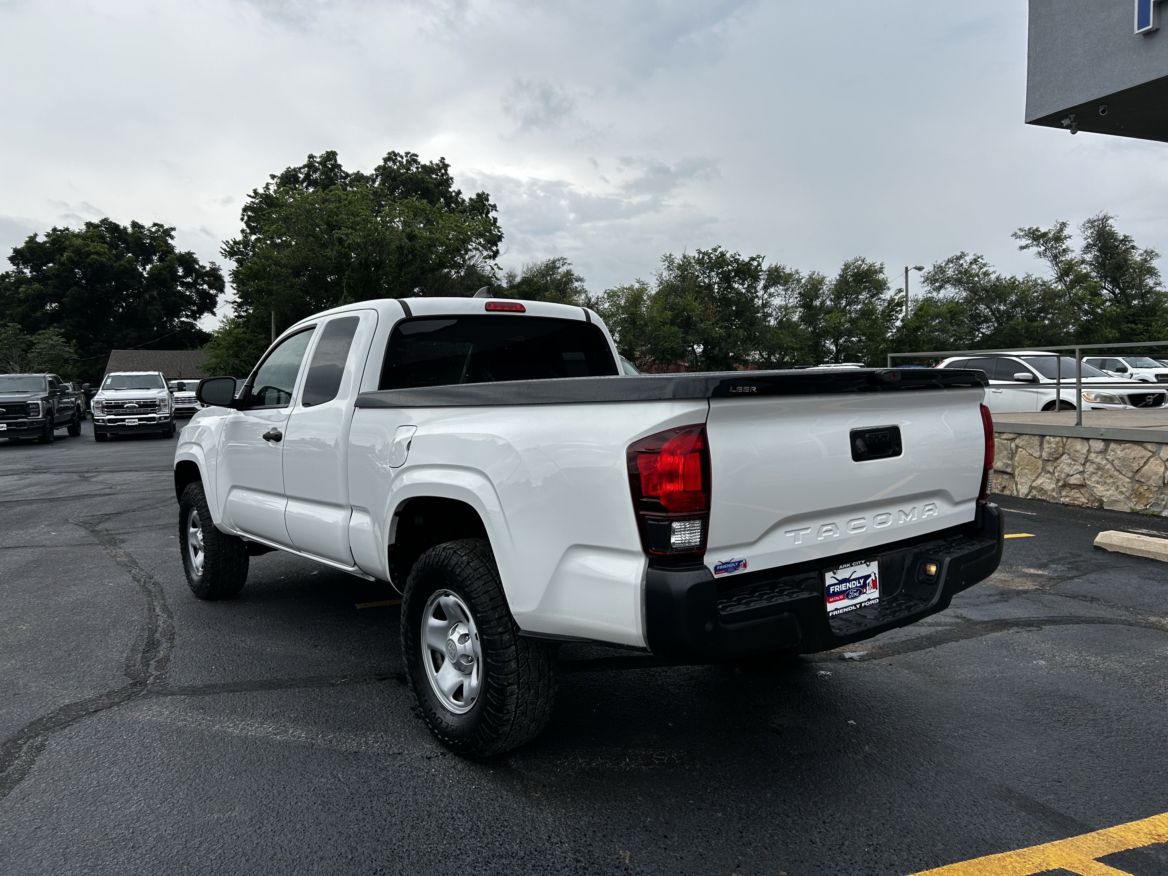 Used 2023 Toyota Tacoma SR RWD image 6