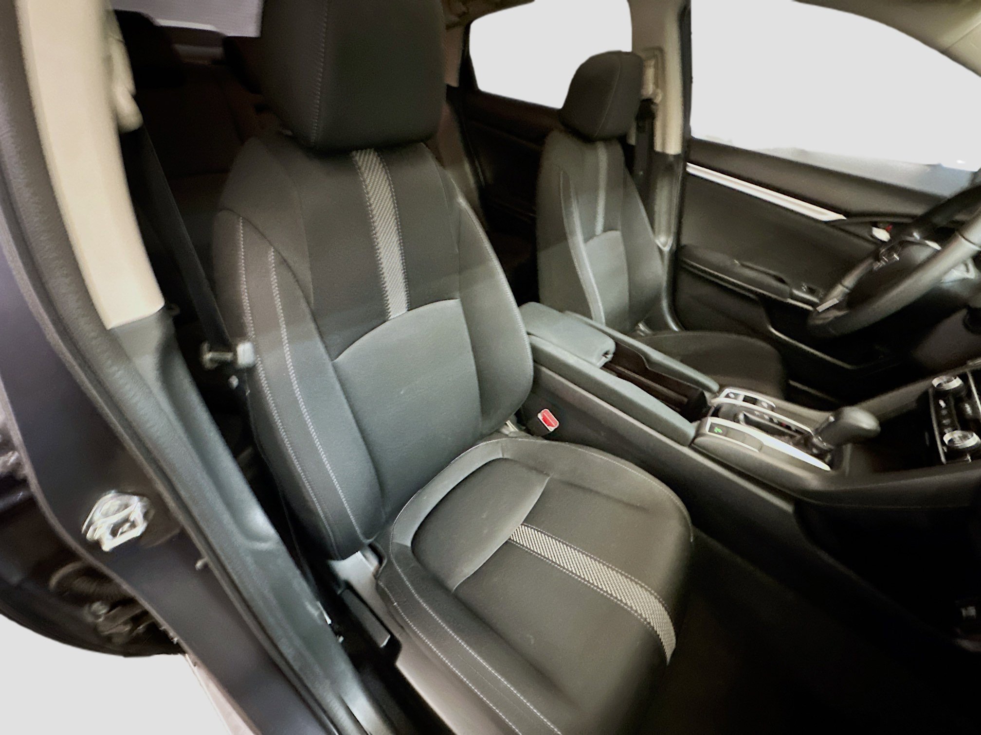 Used 2018 Honda Civic EX image 32