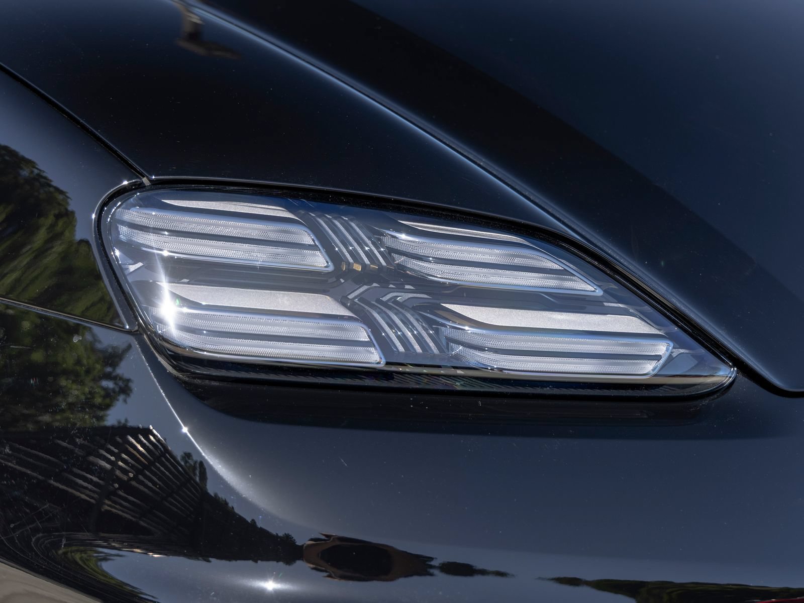 New 2026 Porsche Macan 4 Electric AWD/4WD image 15