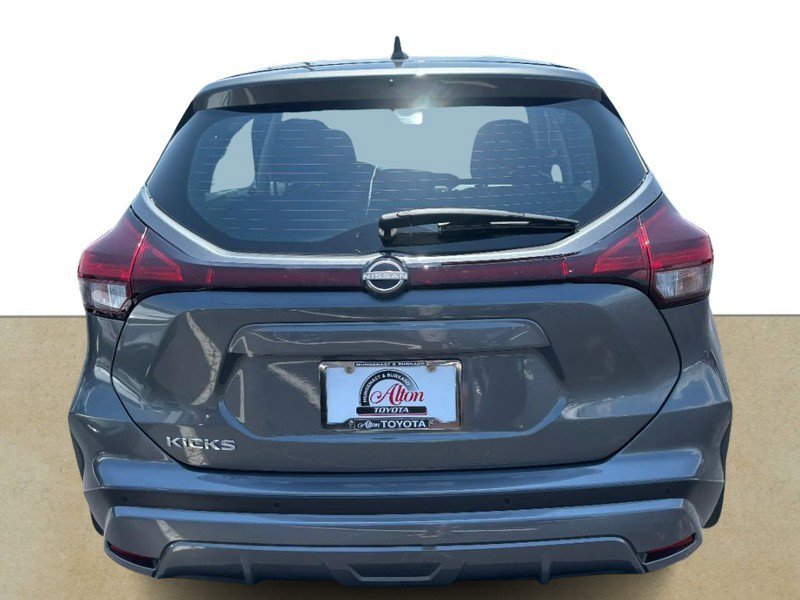 Used 2024 Nissan Kicks S FWD image 4