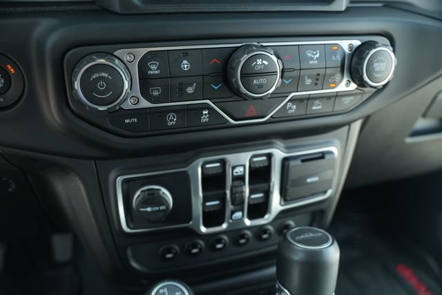 Used 2021 Jeep Gladiator Overland AWD/4WD image 35