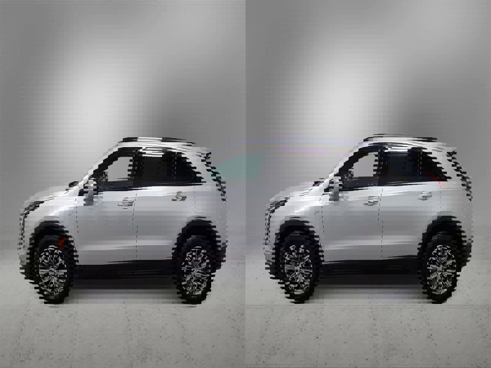 Used 2022 Cadillac XT4 Sport w/ Cold Weather Package image 5