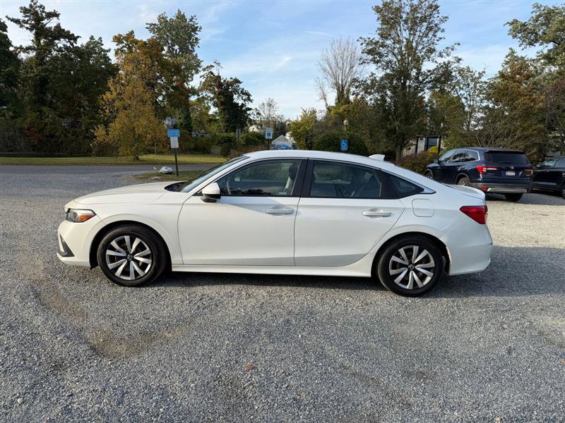 Used 2022 Honda Civic LX image 9