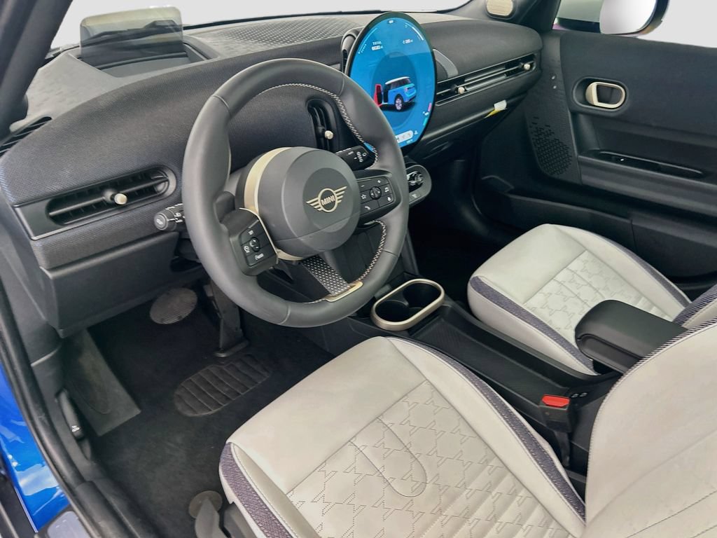 Certified 2026 MINI Cooper 4-Door Hardtop FWD image 13