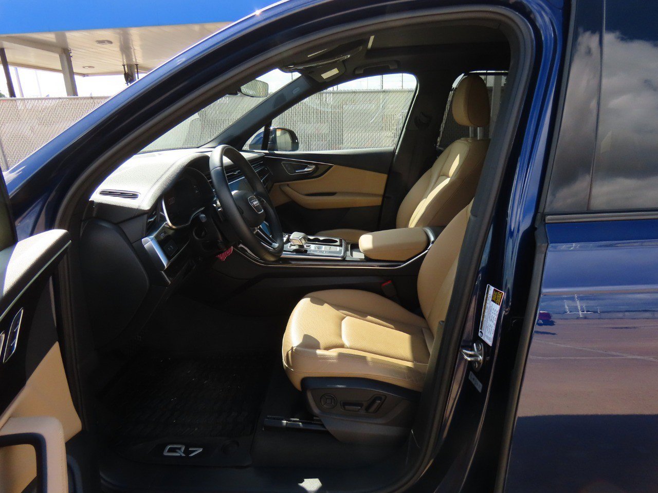 Used 2023 Audi Q7 3.0T Premium Plus w/ Premium Plus Package image 27