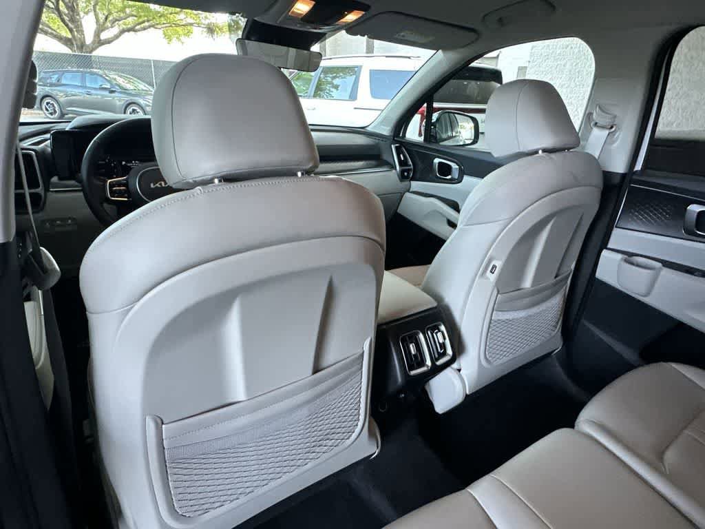 Certified 2023 Kia Sorento S FWD image 23