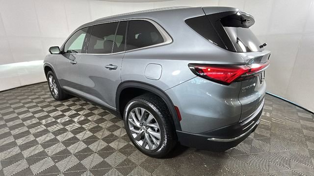 Used 2026 Buick Enclave Preferred w/ Power Package AWD/4WD image 5
