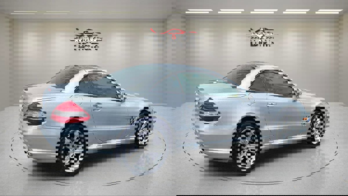 Used 2012 Mercedes-Benz SL 550 image 5