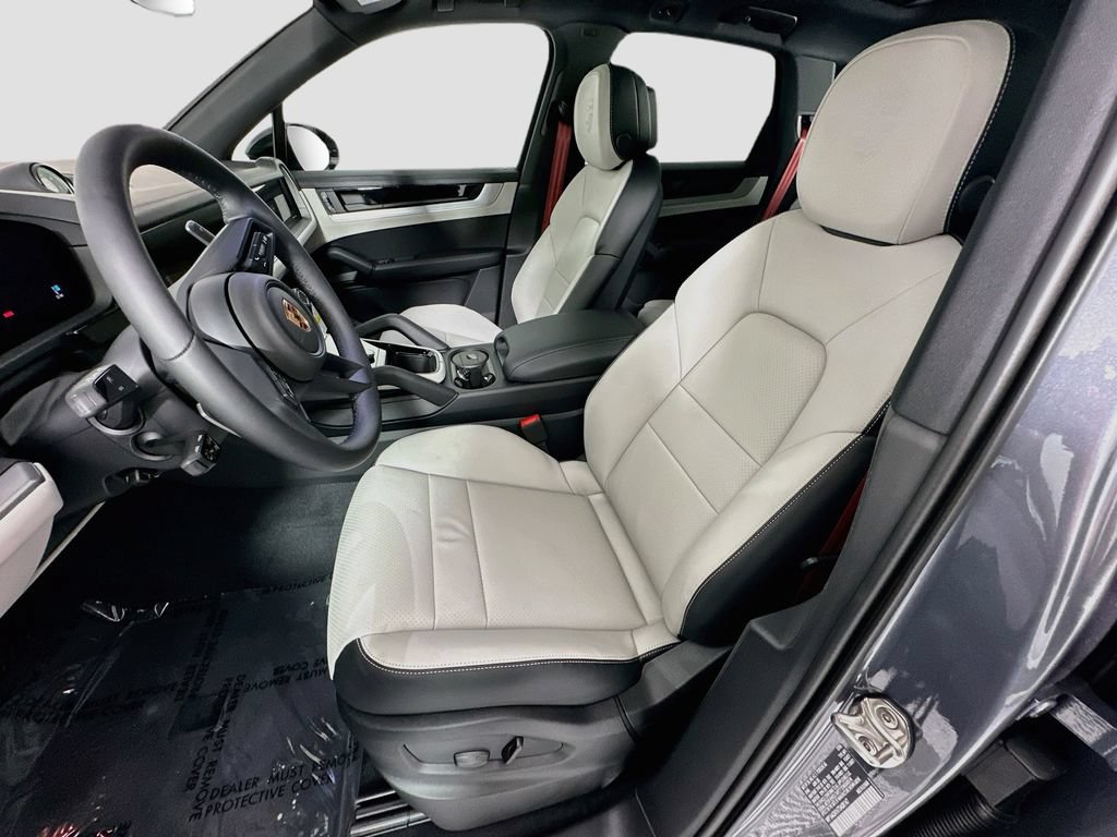 New 2026 Porsche Cayenne AWD/4WD image 5