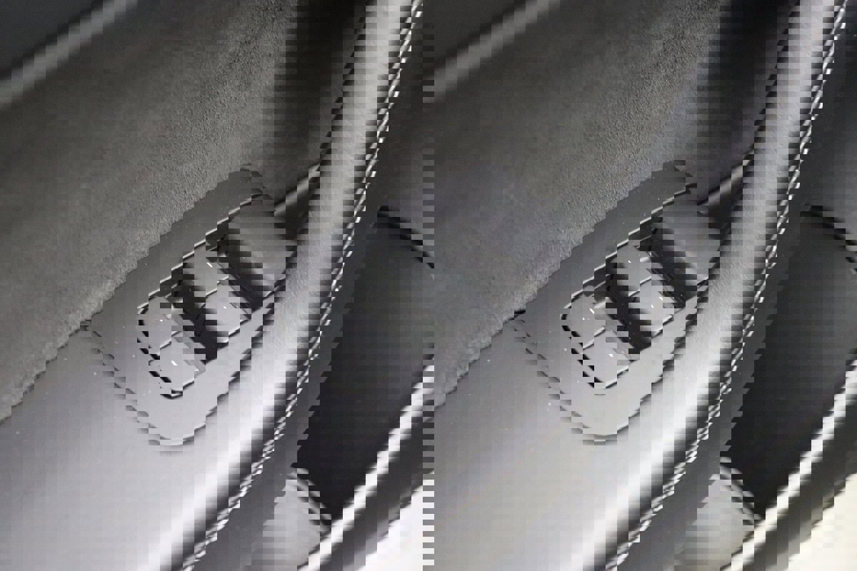 Used 2023 Tesla Model 3 Standard Range image 34