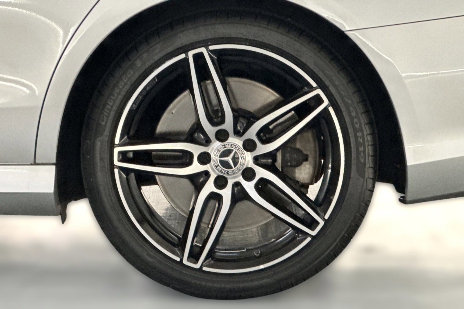 Used 2019 Mercedes-Benz E 450 4MATIC Sedan image 12