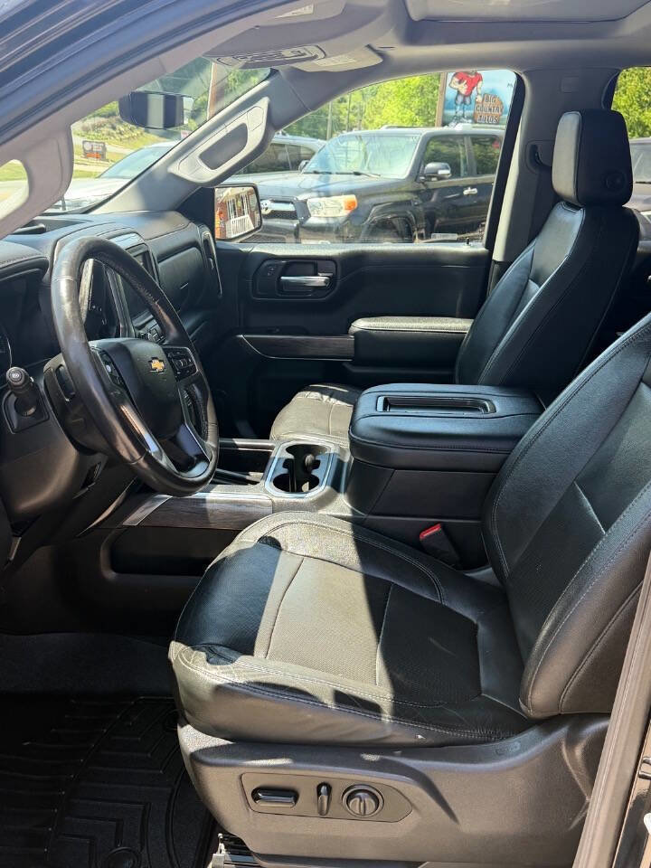 Used 2019 Chevrolet Silverado 1500 LTZ w/ LTZ Premium Package AWD/4WD image 12