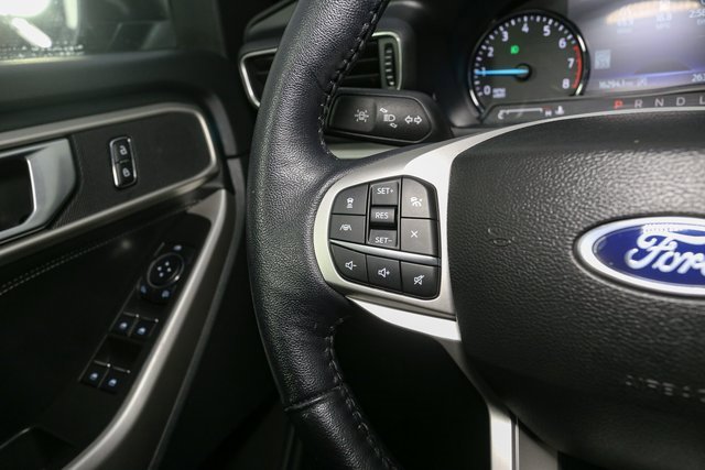 Used 2023 Ford Explorer XLT w/ Equipment Group 202A image 34