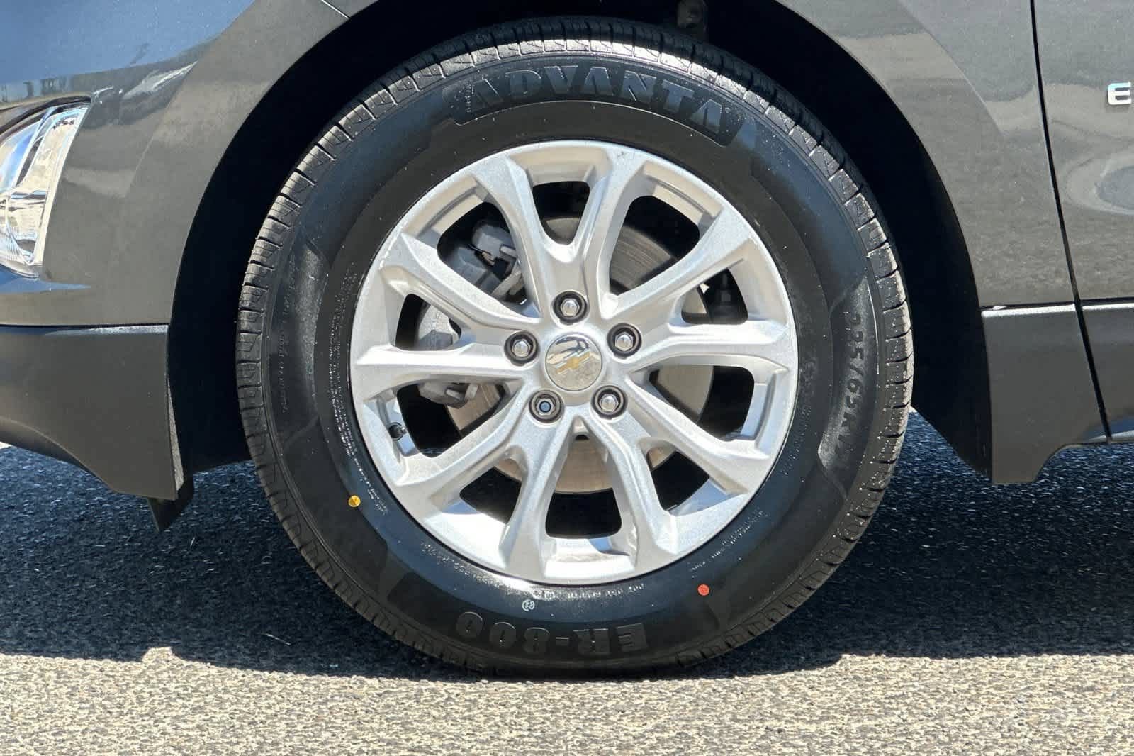Used 2020 Chevrolet Equinox LT FWD image 27
