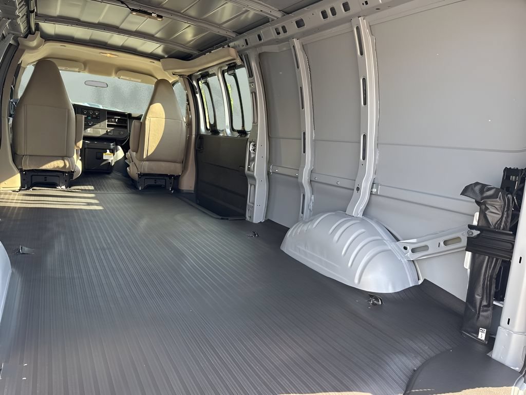 New 2026 Chevrolet Express 3500 Extended w/ Driver Convenience Package RWD image 14