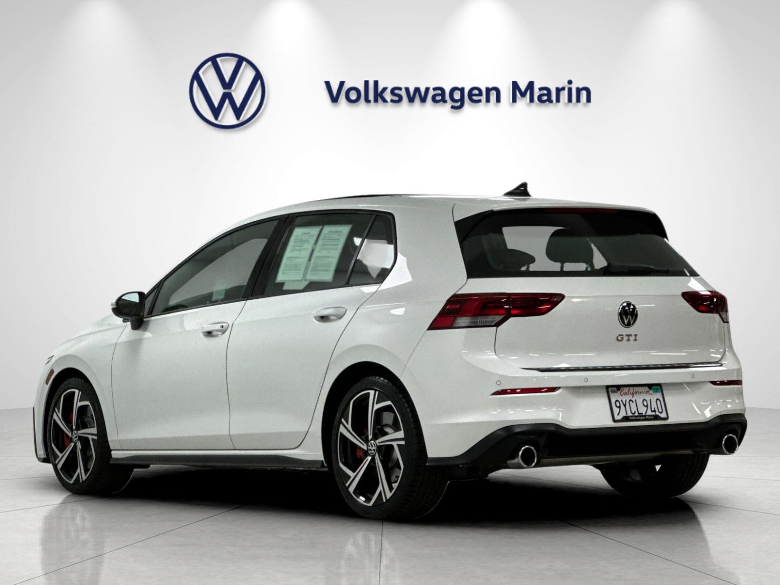 Used 2025 Volkswagen GTI SE FWD image 3
