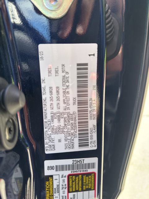 Used 2024 Toyota Tundra Limited AWD/4WD image 23