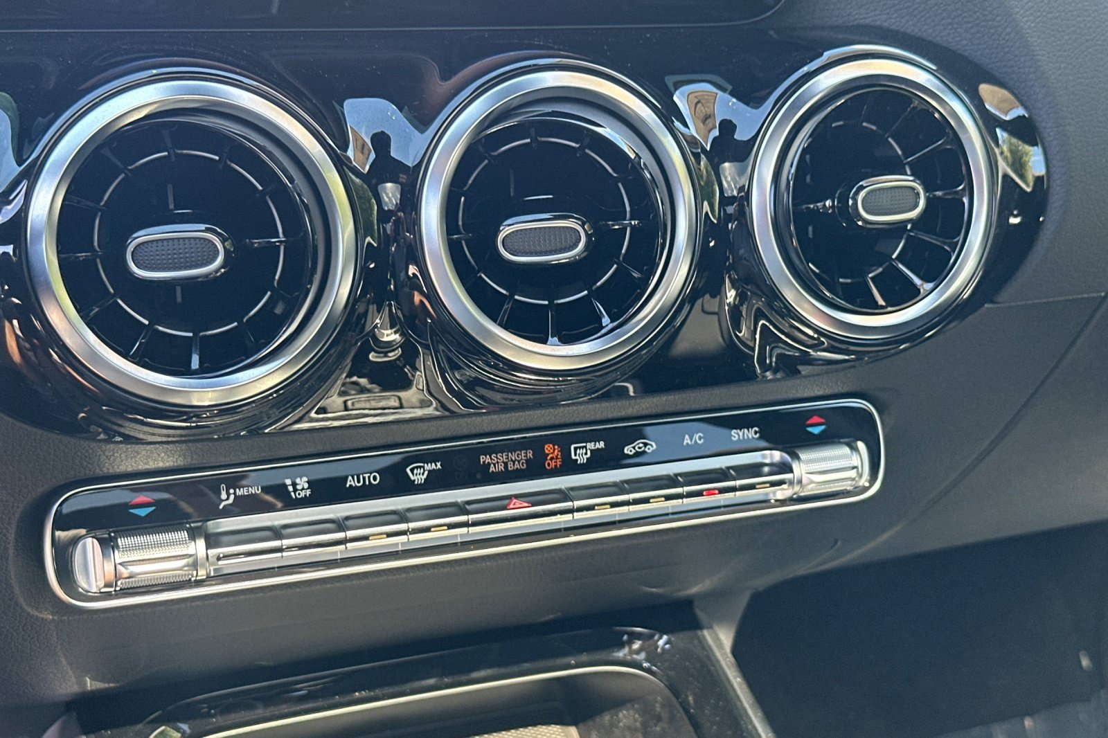 New 2026 Mercedes-Benz GLA 250 4MATIC image 26