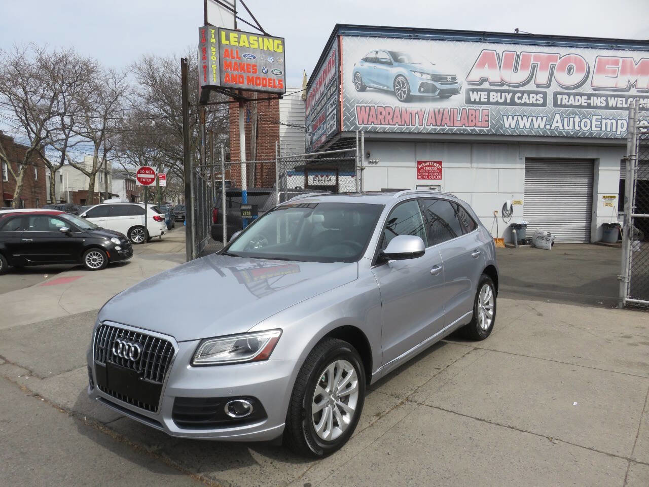 Used 2016 Audi Q5 2.0T Premium Plus w/ Technology Package image 2