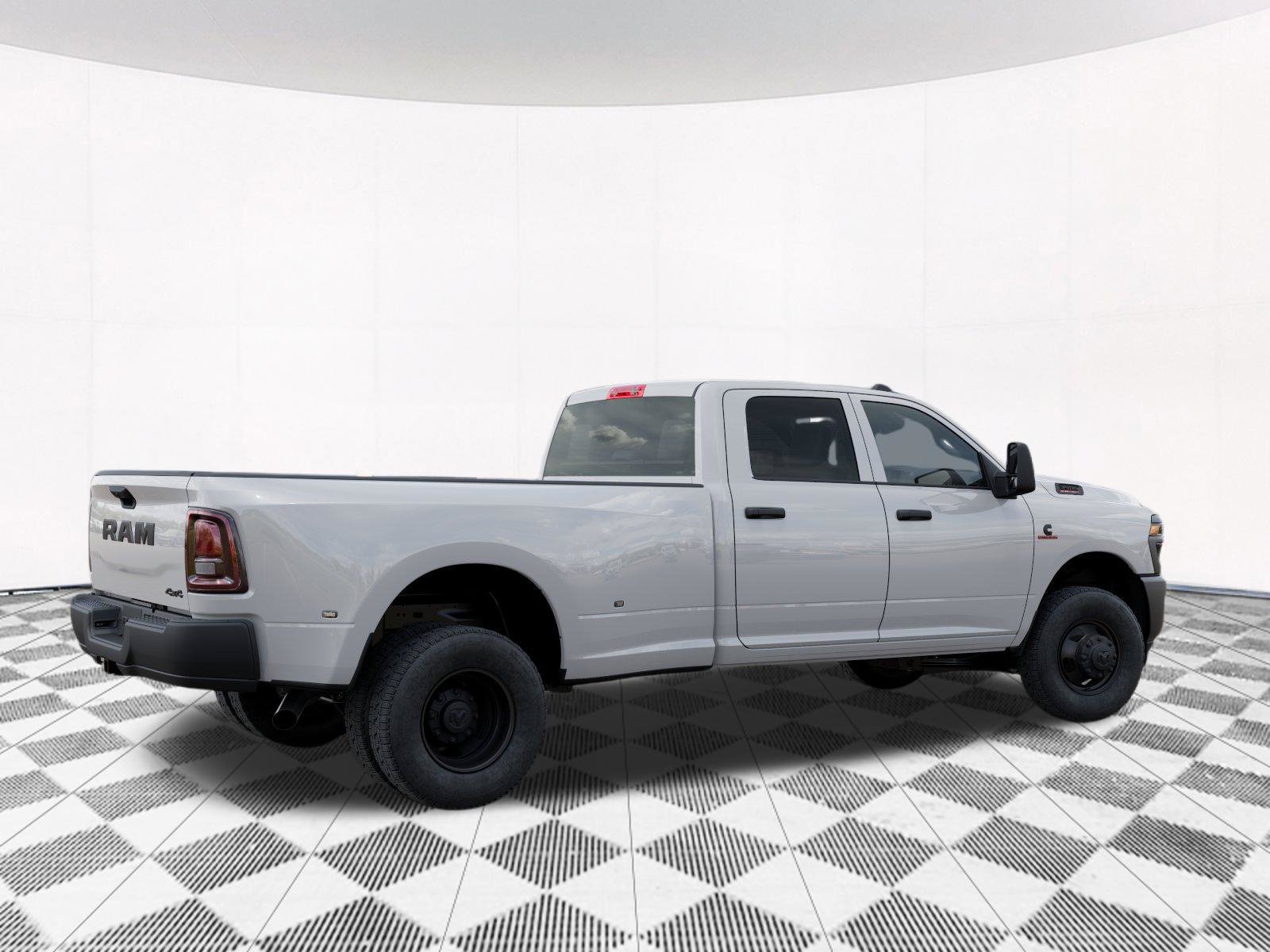 New 2026 RAM 3500 Tradesman AWD/4WD image 6