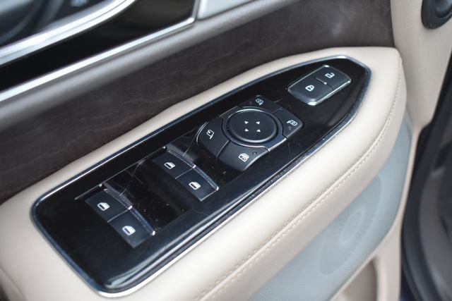 Used 2023 Lincoln Navigator L Reserve AWD/4WD image 23